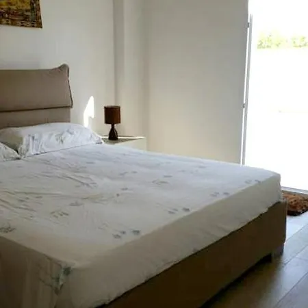 Апартаменты One Bedroom Appartement With Shared Pool Enclosed Garden And Wifi At Specchia *