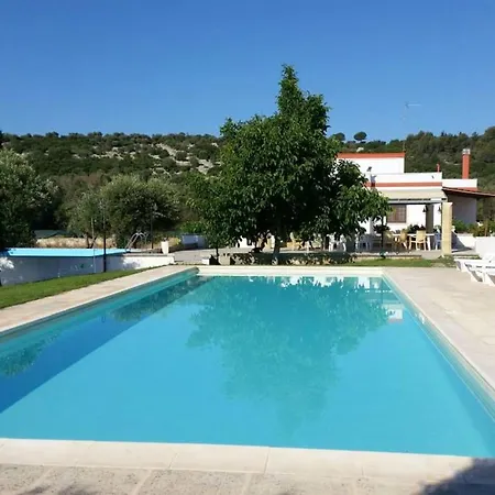 Апартаменты One Bedroom Appartement With Shared Pool Enclosed Garden And Wifi At Specchia