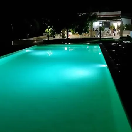 One Bedroom Appartement With Shared Pool Enclosed Garden And Wifi At Specchia * Спеккья