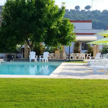 One Bedroom Appartement With Shared Pool Enclosed Garden And Wifi At Specchia Апартаменты Спеккья