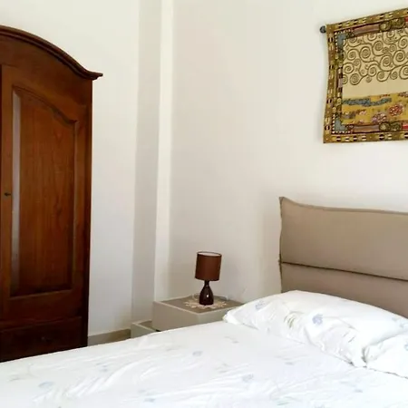 Апартаменты One Bedroom Appartement With Shared Pool Enclosed Garden And Wifi At Specchia